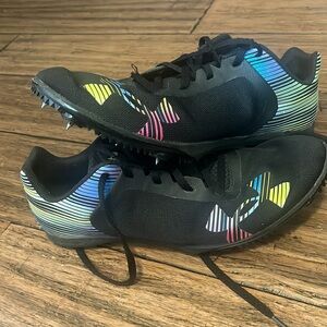 Men’s size 10.5 distance XC track spikes Under Armour Kickdistance
